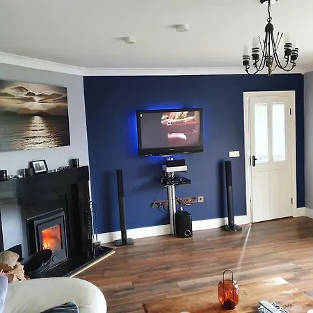Ferienhaus Castle Road House *